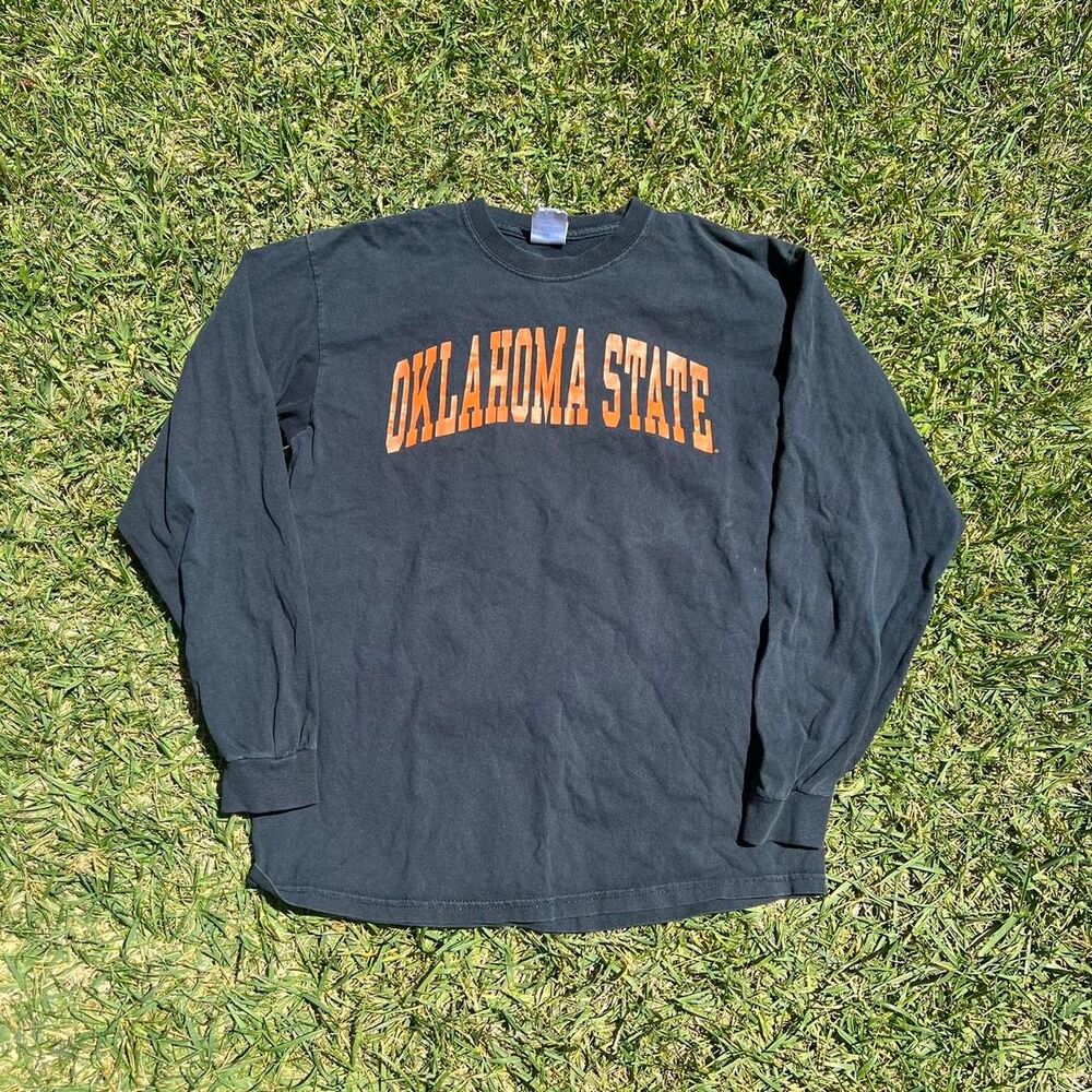 Oklahoma State y2k long sleeve tee men’s size M Medium